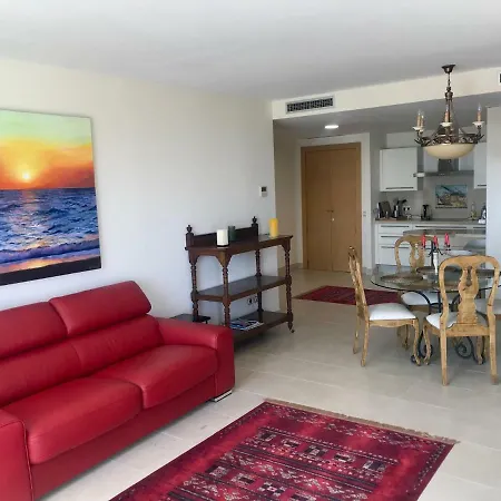 Lets In The Sun Samara Apartment